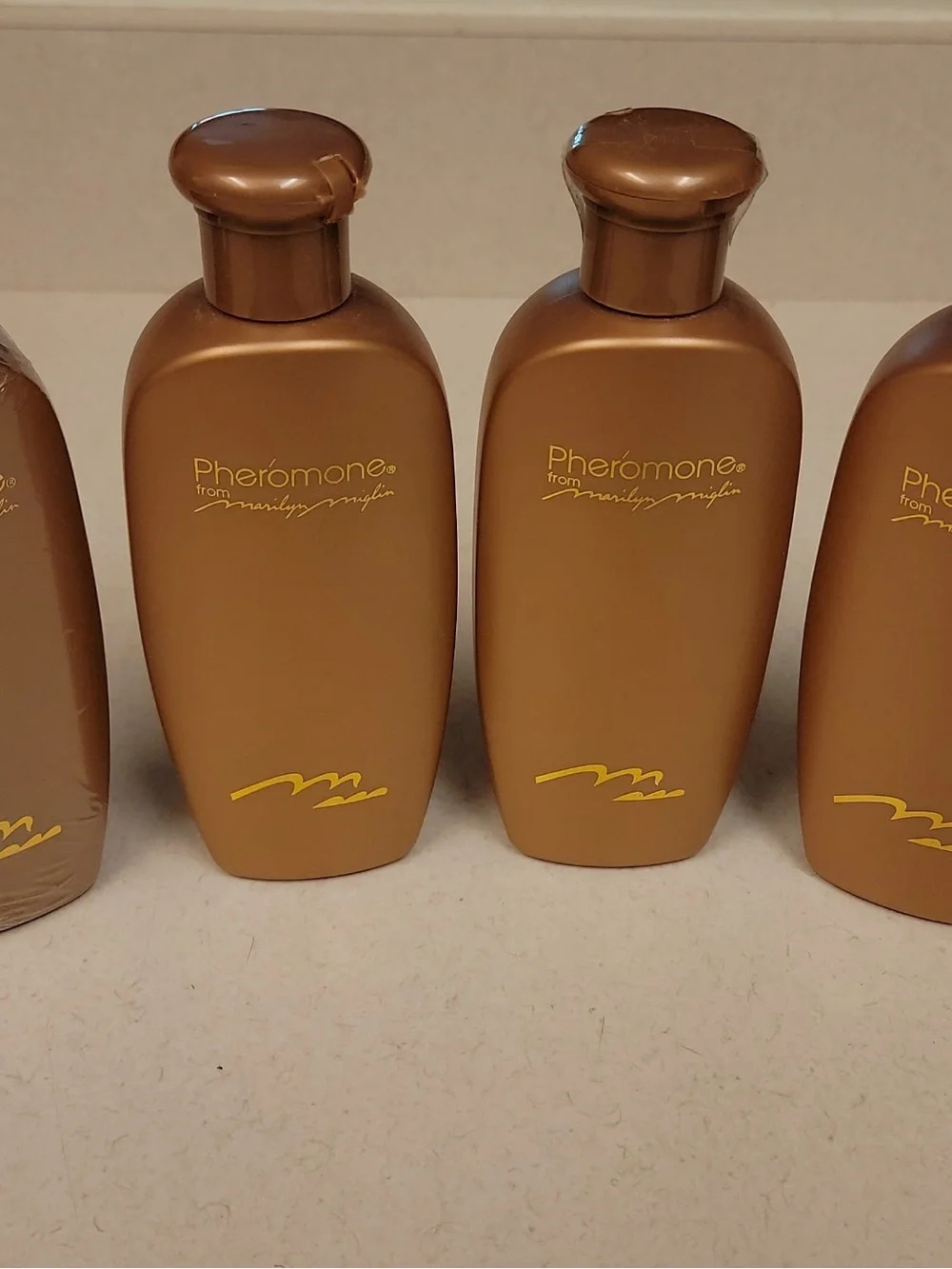 Pheromone Hydrating Bath & Shower Gel for Women - Moisturizing Scented Wash